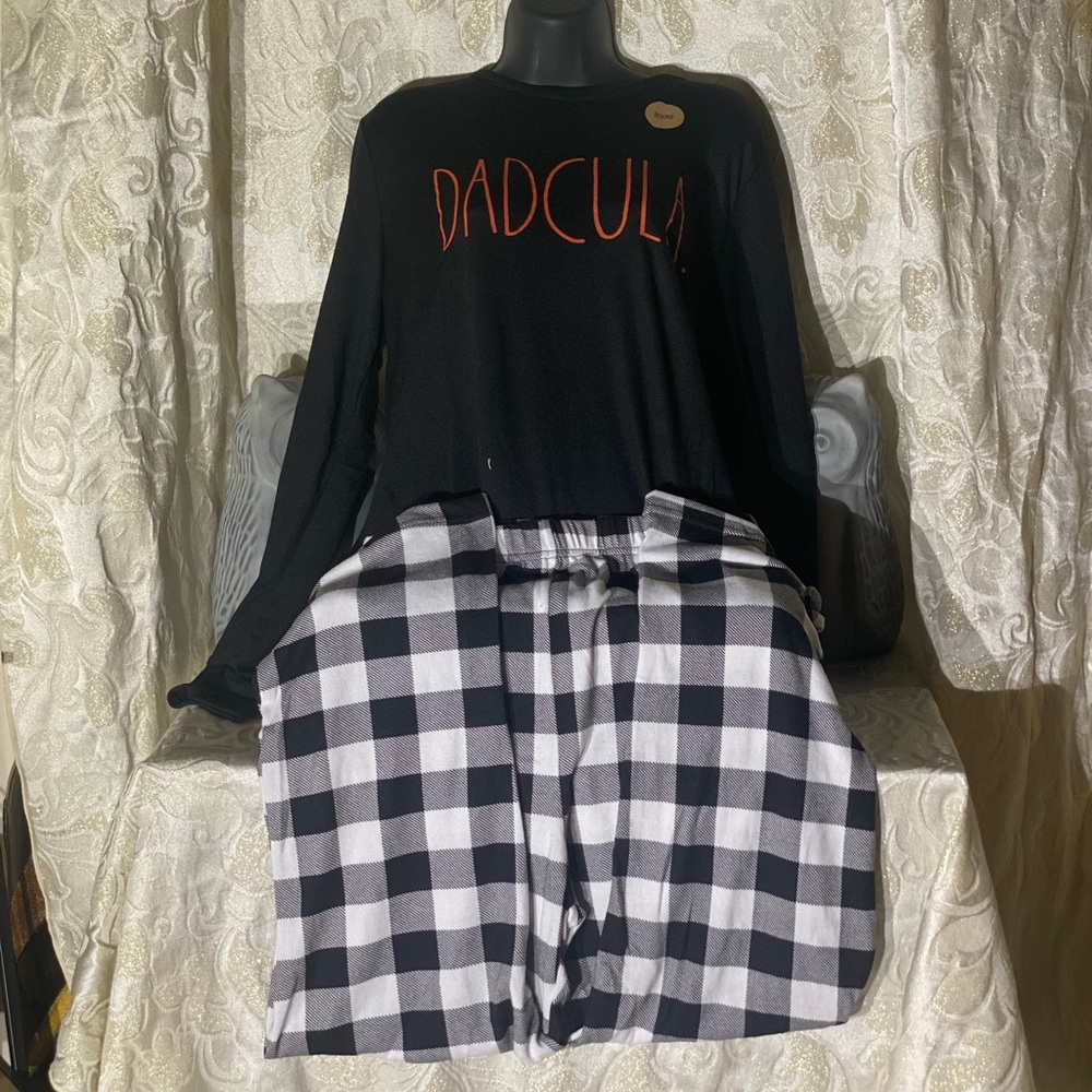 ⚡️Rae Dunn "DADCULA" Pajama Set - Medium